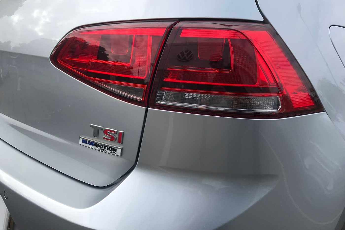 Volkswagen Golf 1.4 TSI BlueMotion Tech ACT R-Line Hatchback 5dr Petrol DSG Euro 6 (s/s) (150 ps