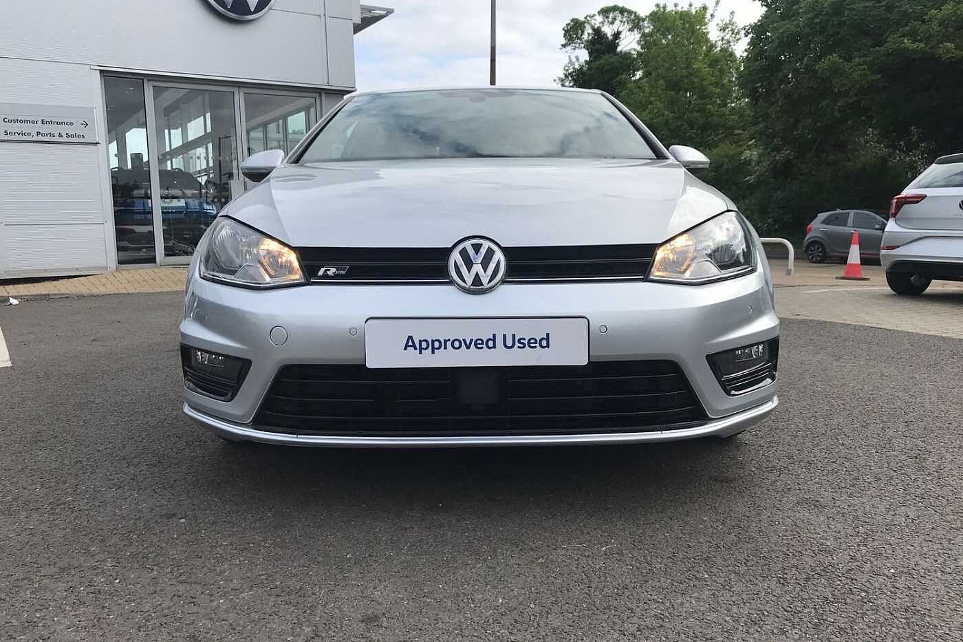 Volkswagen Golf 1.4 TSI BlueMotion Tech ACT R-Line Hatchback 5dr Petrol DSG Euro 6 (s/s) (150 ps
