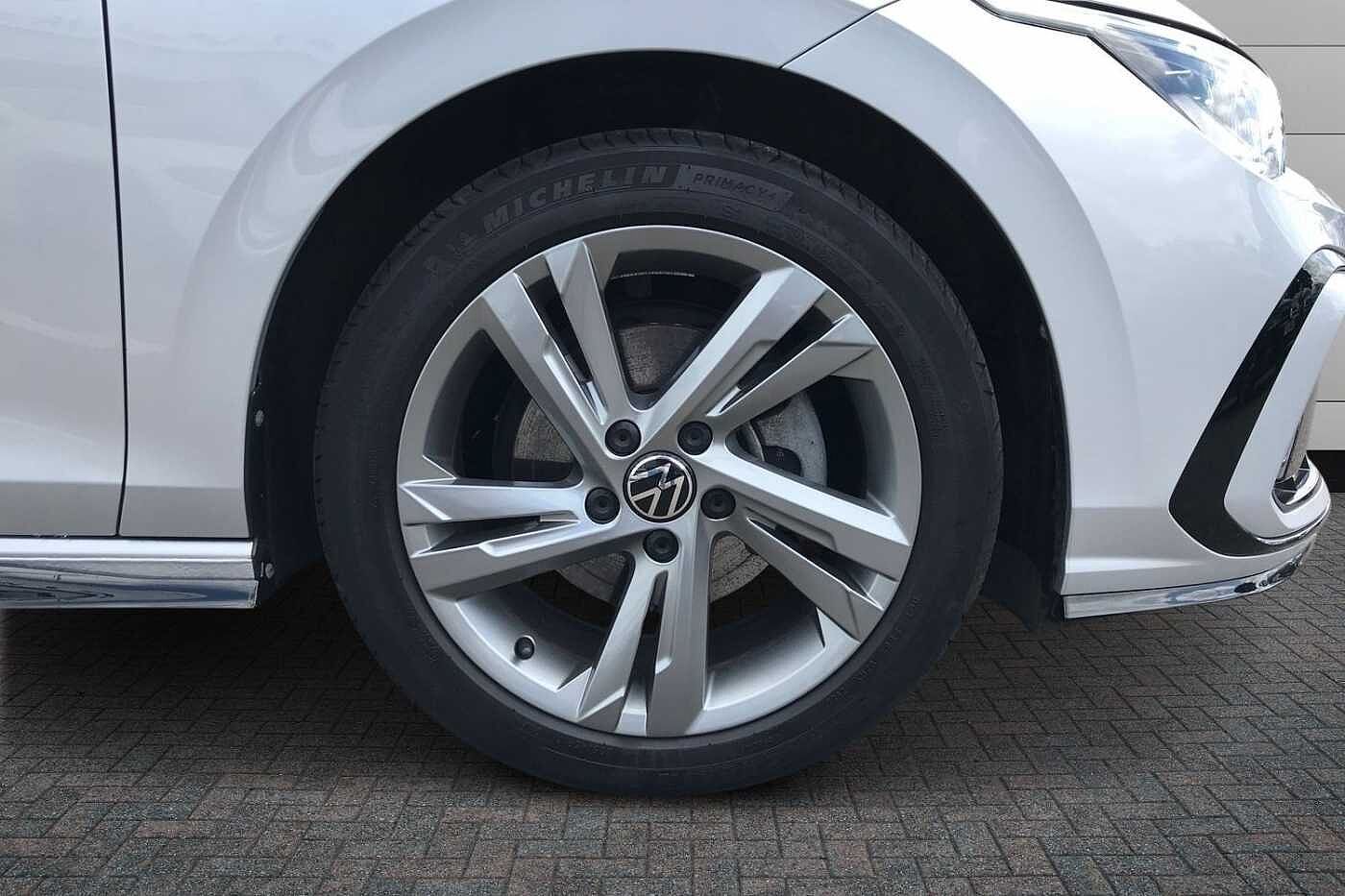 Volkswagen Golf 1.5 eTSI MHEV R-Line Hatchback 5dr Petrol Hybrid DSG Euro 6 (s/s) (150 ps)
